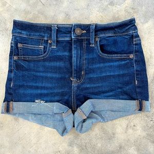 American Eagle Next Level Stretch Size 2 Dark Wash Hi-Rise Shortie Jean Shorts